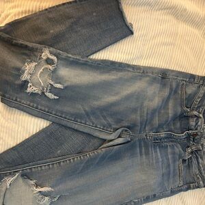 American Eagle Outfitters Light Blue Distressed Jeans